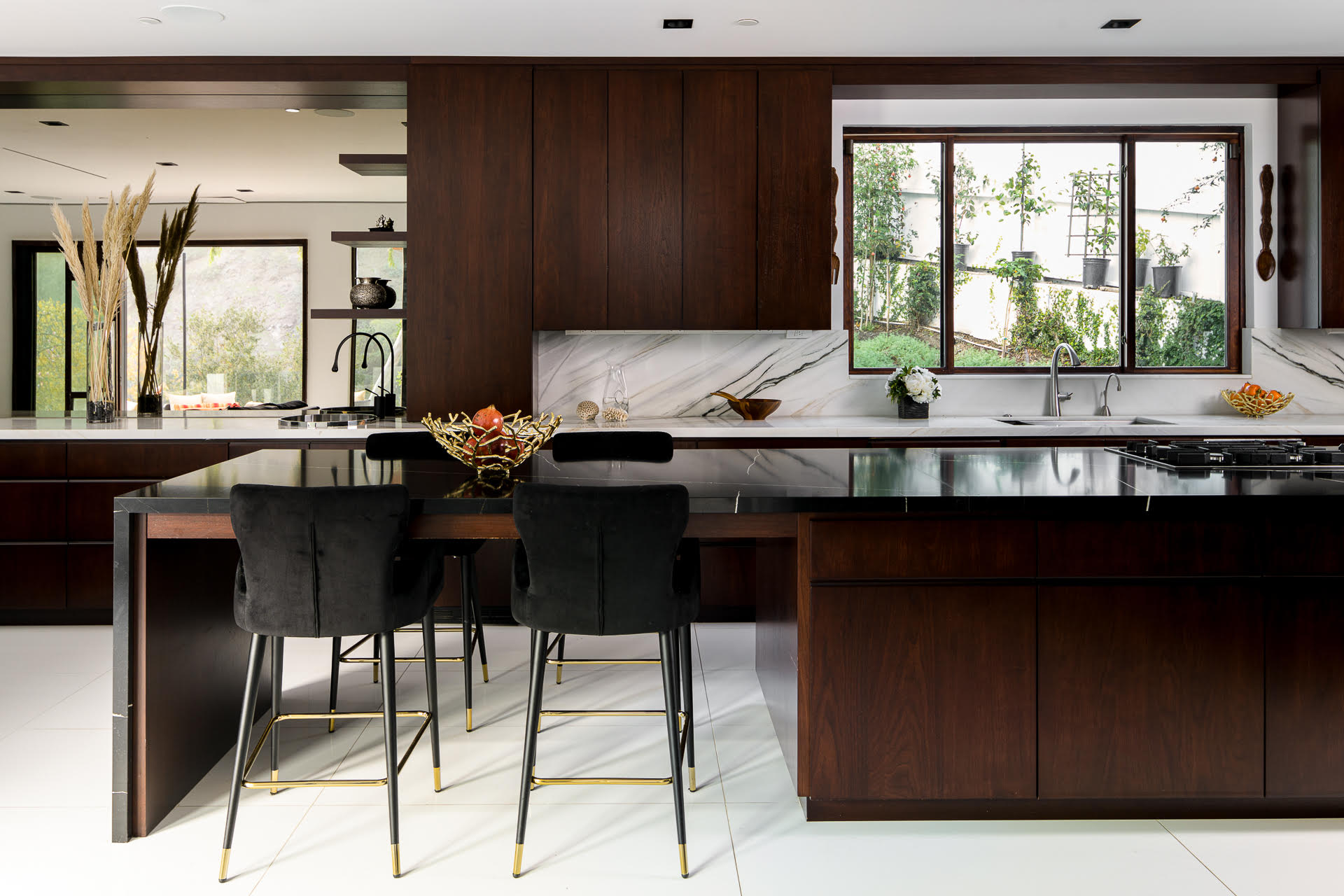 Quartz Island & Marble Backsplash - Beverly Hills, CA
